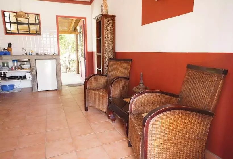 هتل Caribbean Chillout Apartments