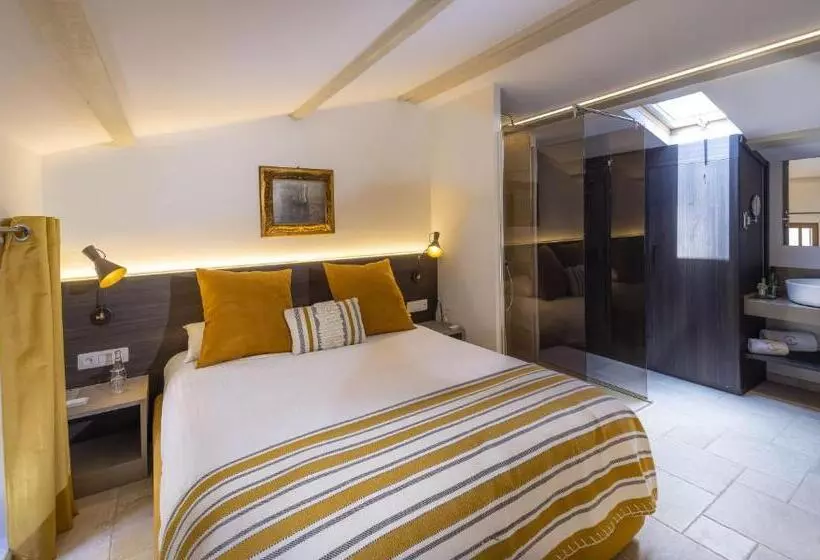 Отель Château Et Golf De Taulane