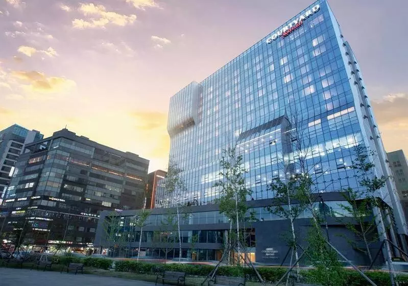 فندق Courtyard By Marriott Seoul Pangyo