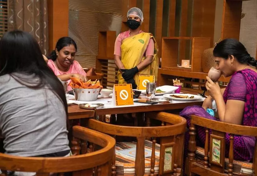 Hotel Grand Estancia