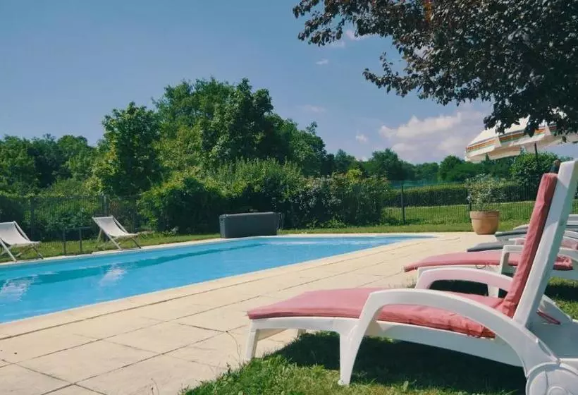 هتل L Hôtel Du Golf