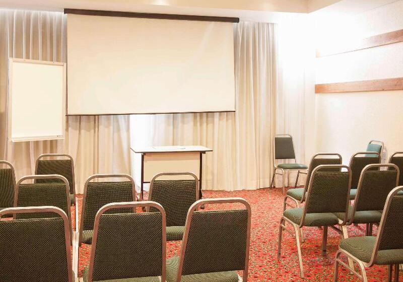 ホテル Ibis Betim