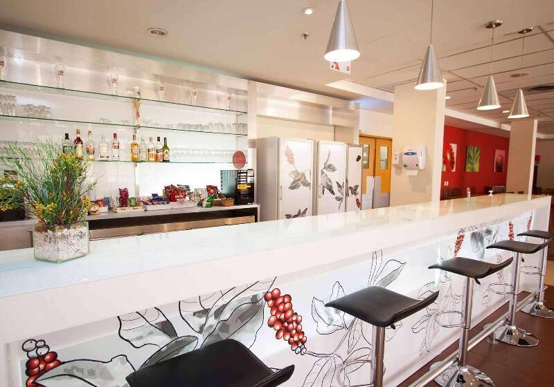 ホテル Ibis Betim