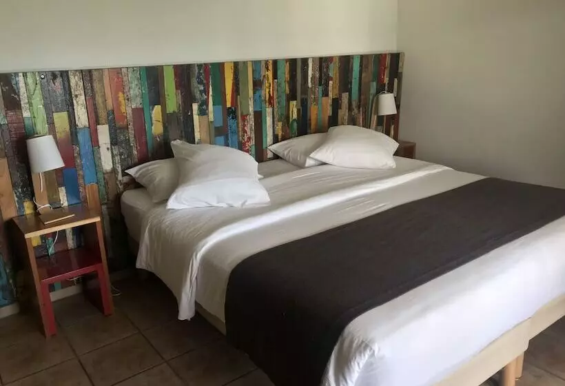 هتل Le Rayon Vert Hôtel & Restaurant Vue Mer