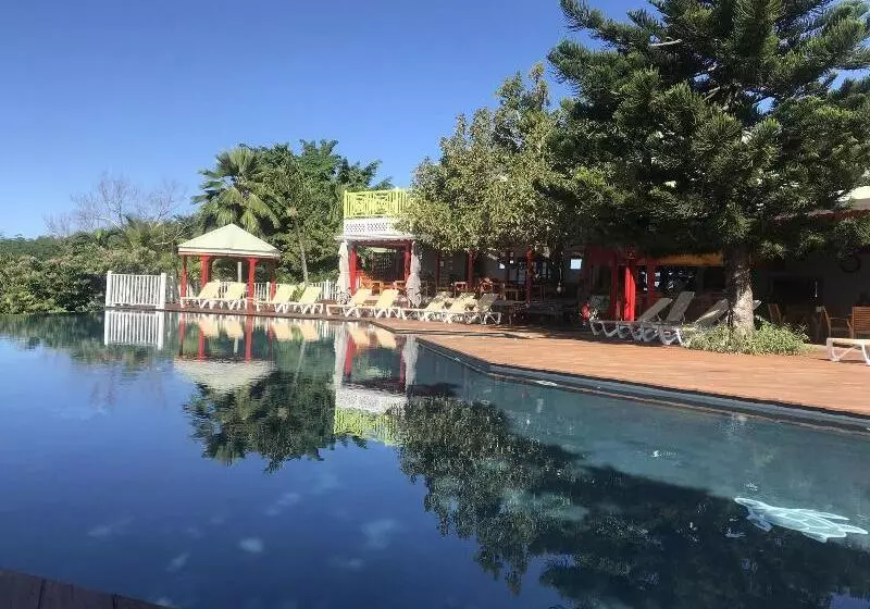 هتل Le Rayon Vert Hôtel & Restaurant Vue Mer