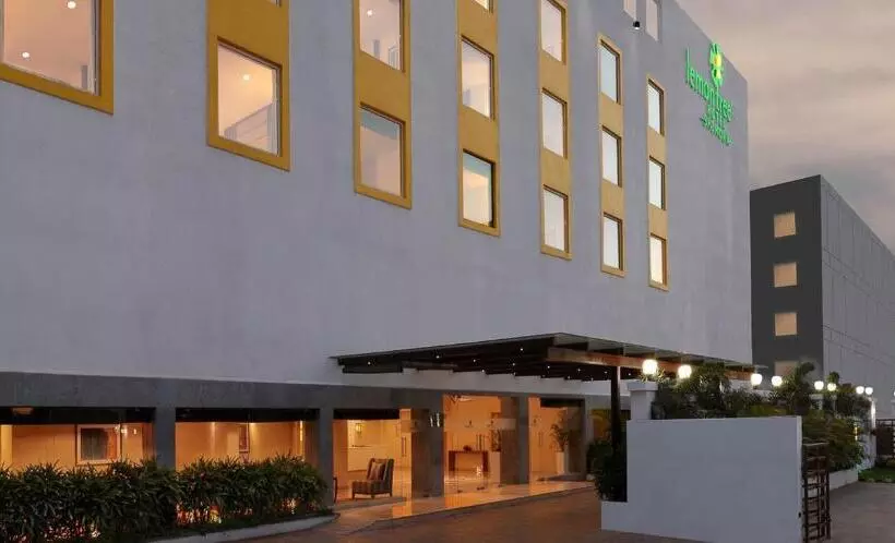 Lemon Tree Hotel Shimona Chennai