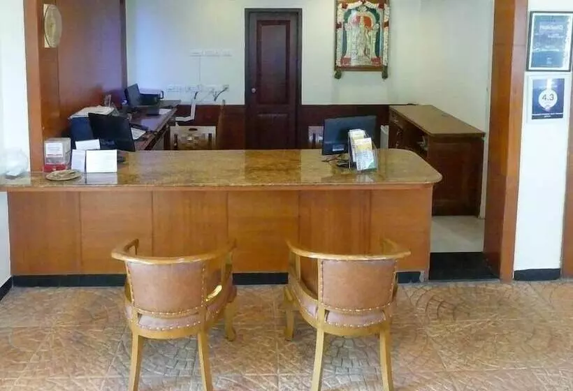 هتل Meenakshi S Sunshine