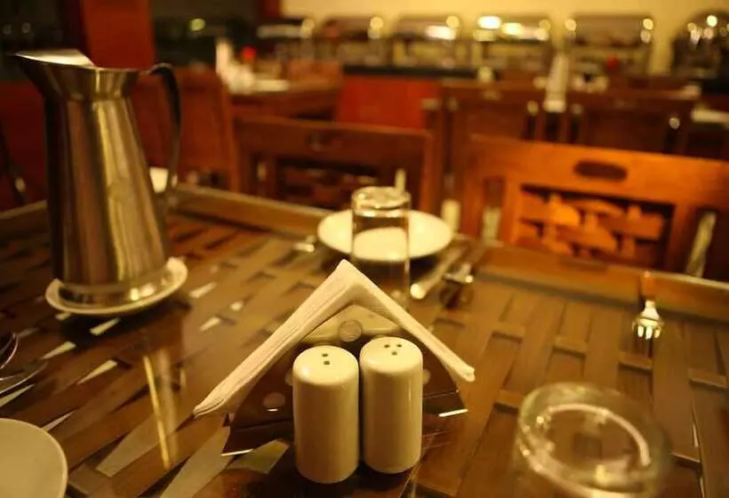 هتل Meenakshi S Sunshine