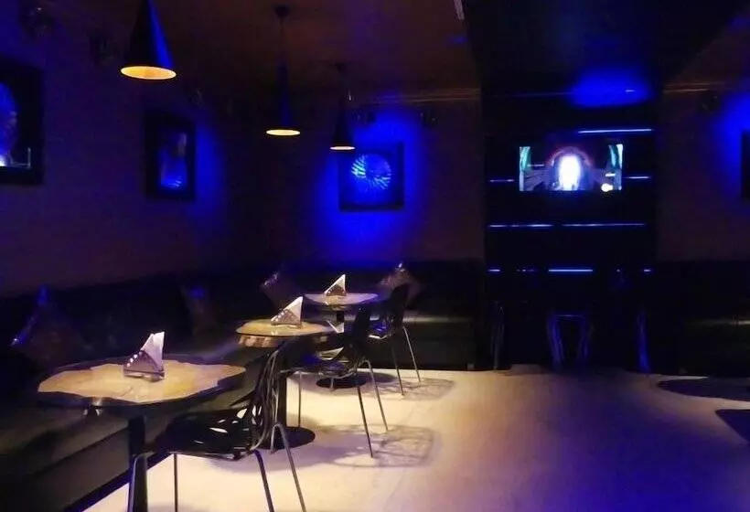 هتل Meenakshi S Sunshine