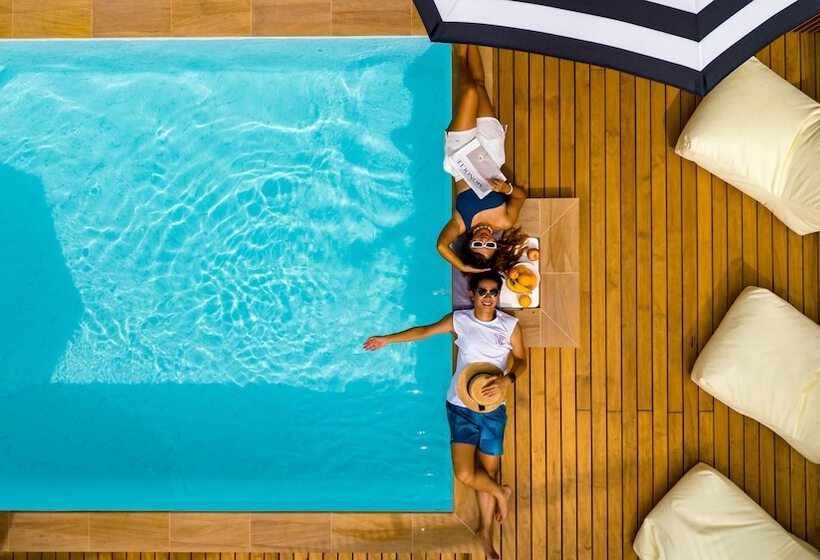 Hotel The Tint At Phuket Town   Sha Plus