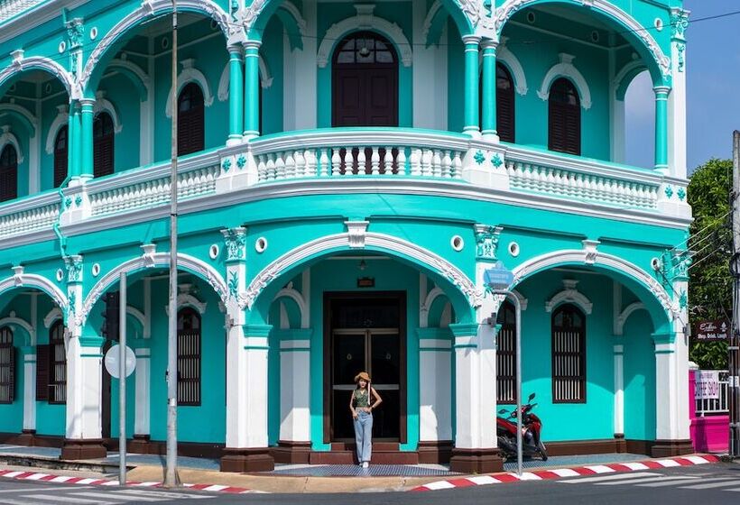 Hotel The Tint At Phuket Town   Sha Plus