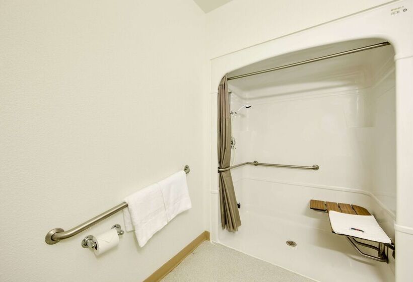 Motel 6 Brampton, On  Toronto