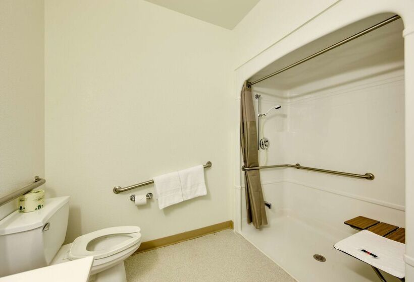 Motel 6 Brampton, On  Toronto