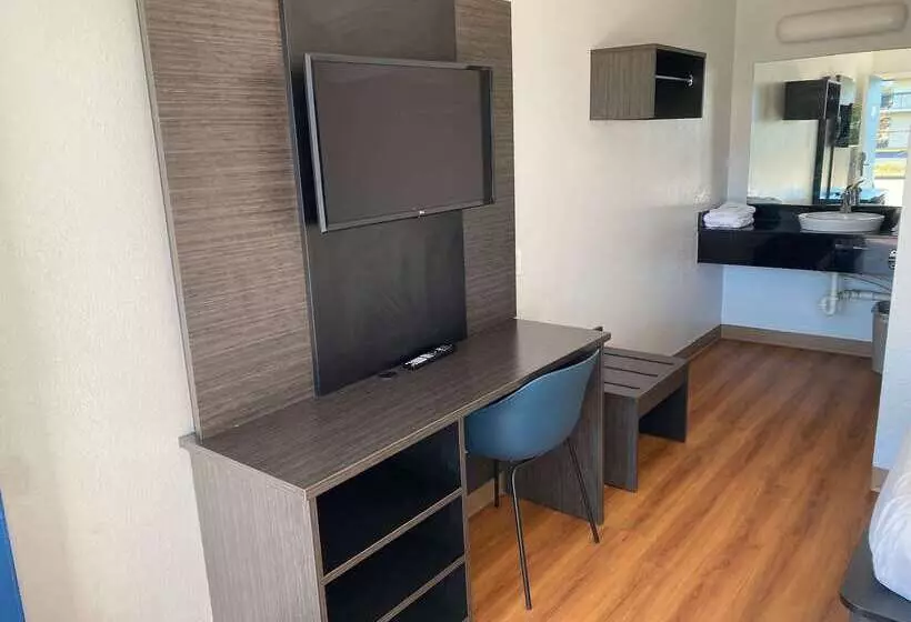 Motel 6 Gulfport, Ms Airport