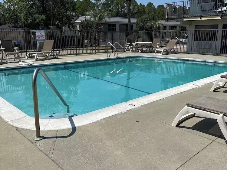 Motel 6 Gulfport, Ms Airport