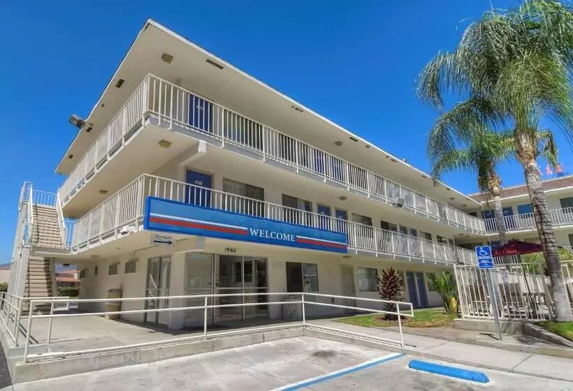 Motel 6 San Bernardino, Ca North