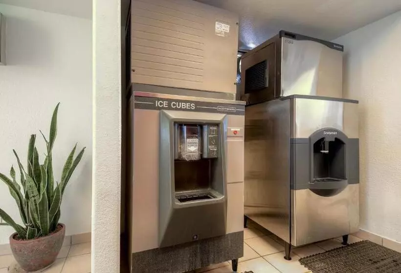 Motel 6 San Bernardino, Ca North