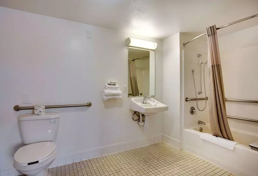 Motel 6albuquerque, Nm  Carlisle