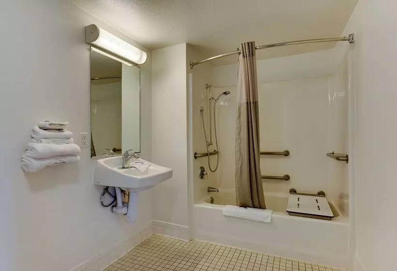 Motel 6albuquerque, Nm  Carlisle