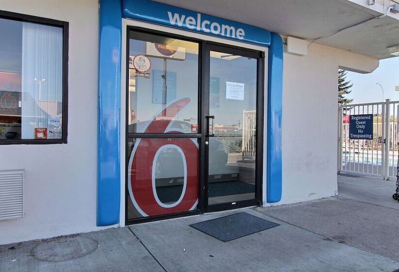 Motel 6 Bismarck, Nd