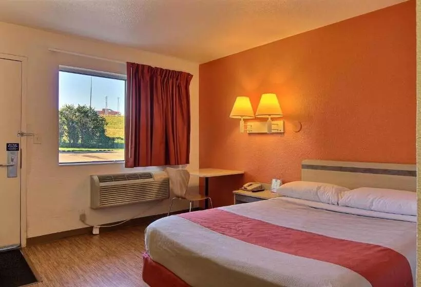 Motel 6 Bismarck, Nd