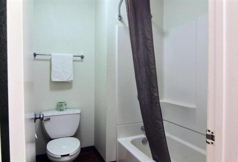 Motel 6 Bismarck, Nd