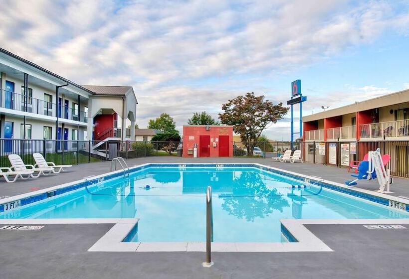 Motel 6 Gainesville, Ga