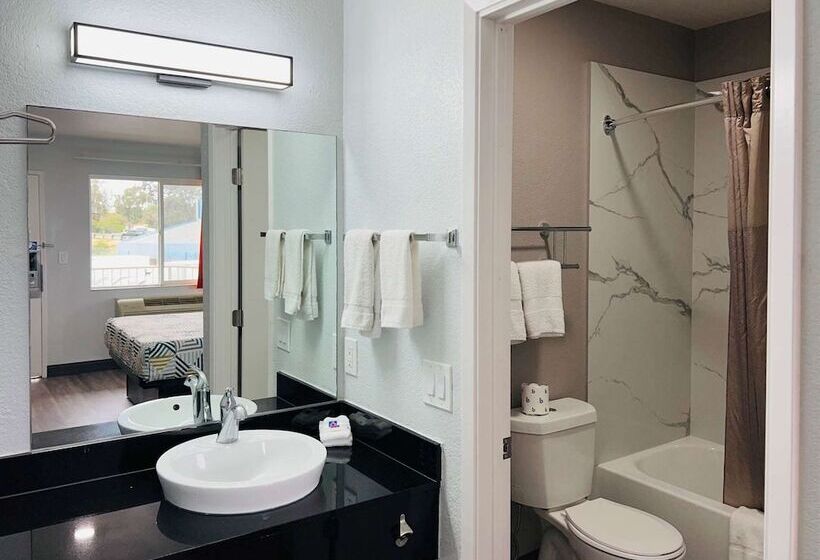 Motel 6la Mesa, Ca  San Diego