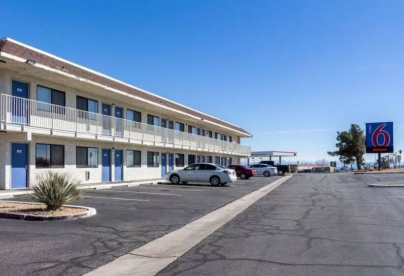 Motel 6 Mojave, Ca