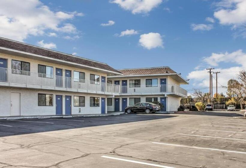 Motel 6 Mojave, Ca