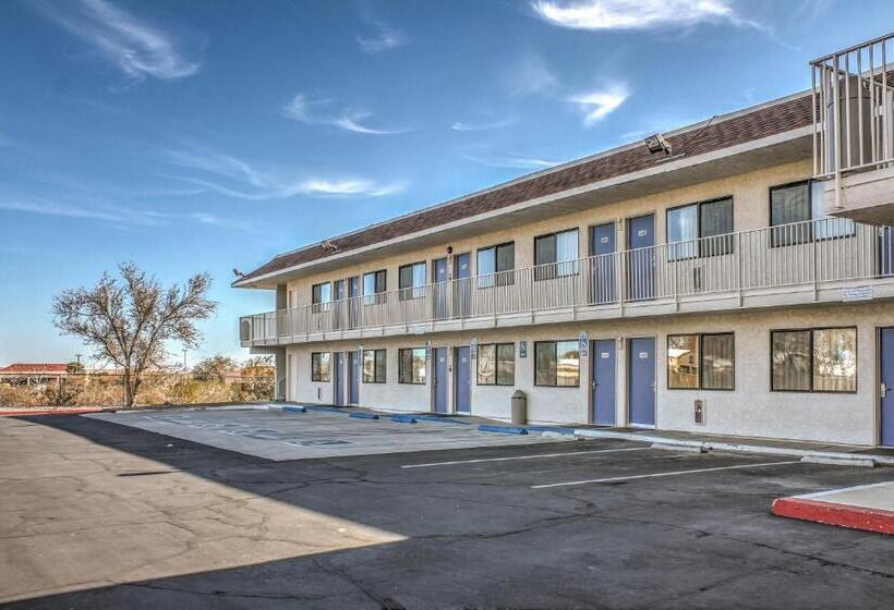 Motel 6 Mojave, Ca