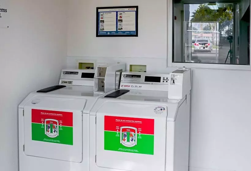 Motel 6porterville, Ca