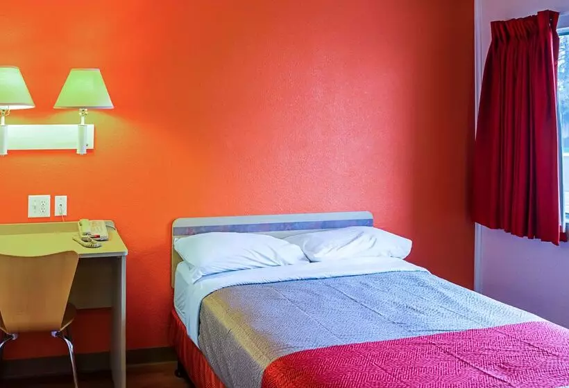 Motel 6porterville, Ca