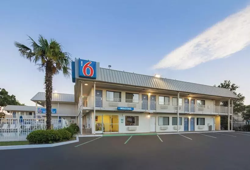Motel 6 Woodland, Ca Sacramento Airport