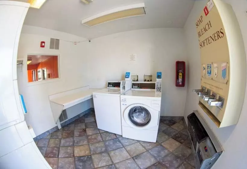 モーテル Anderson Inn, Anderson, Indiana