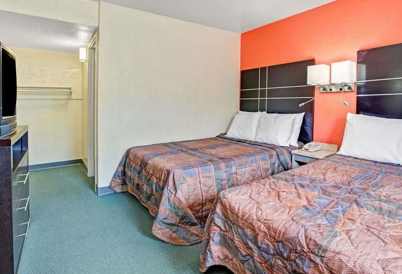 מוטל Knights Inn Jacksonville North