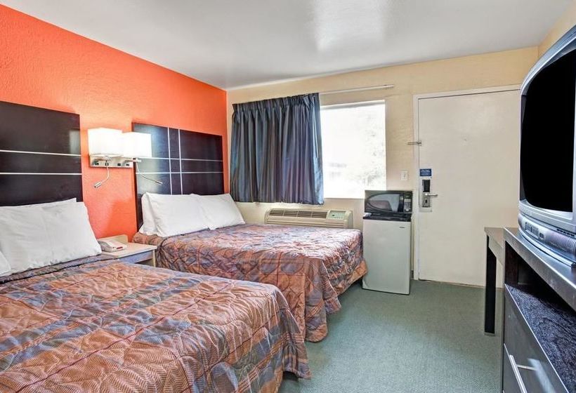 מוטל Knights Inn Jacksonville North