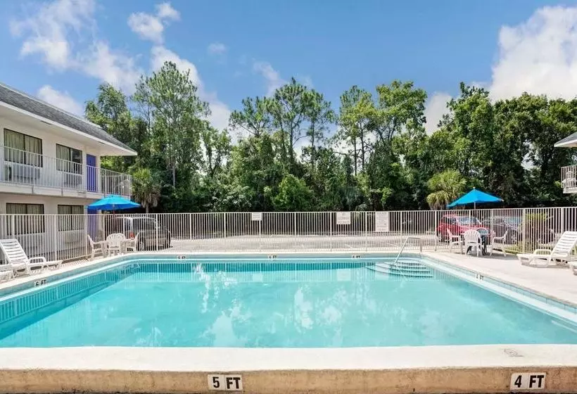 汽车旅馆  Knights Inn Jacksonville North