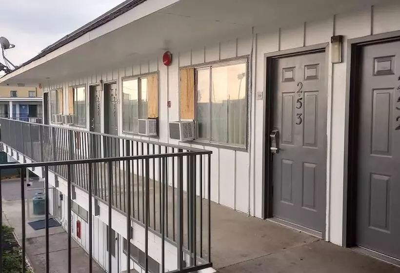 مُتل Express Inn Near Columbus Airport