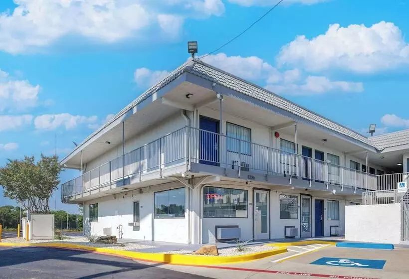 モーテル OYO Hotel Fort Worth East Gateway Ball Park