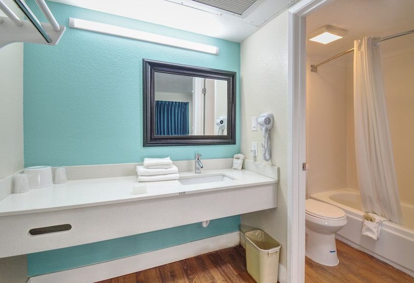 فندق على الطريق Vagabond Inn Buttonwillow North I 5