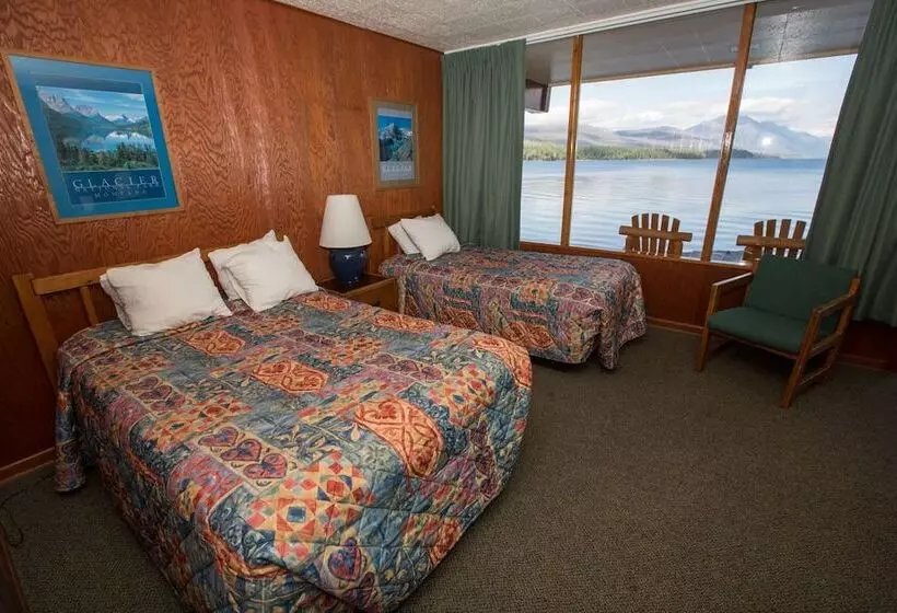 모텔 Village Inn At Apgar   Inside The Park