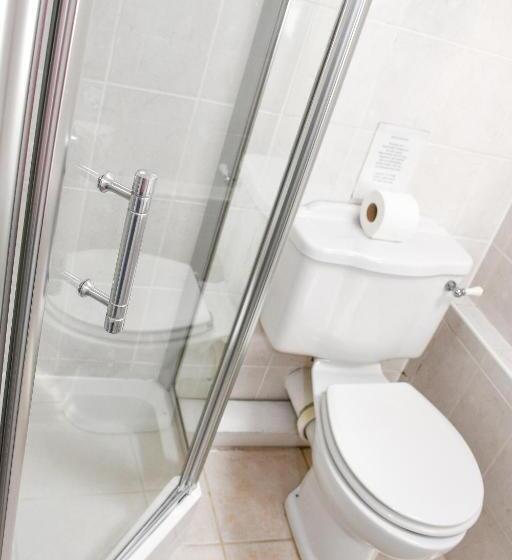 펜션 Donnington Guest House