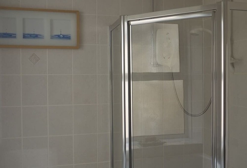 펜션 Donnington Guest House