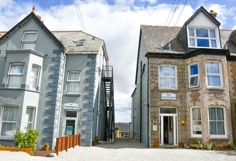 펜션 Donnington Guest House