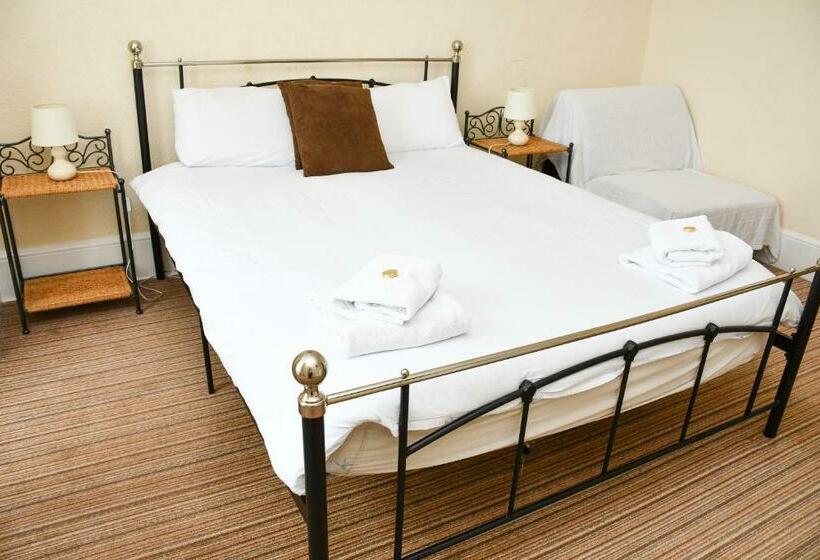 펜션 Donnington Guest House