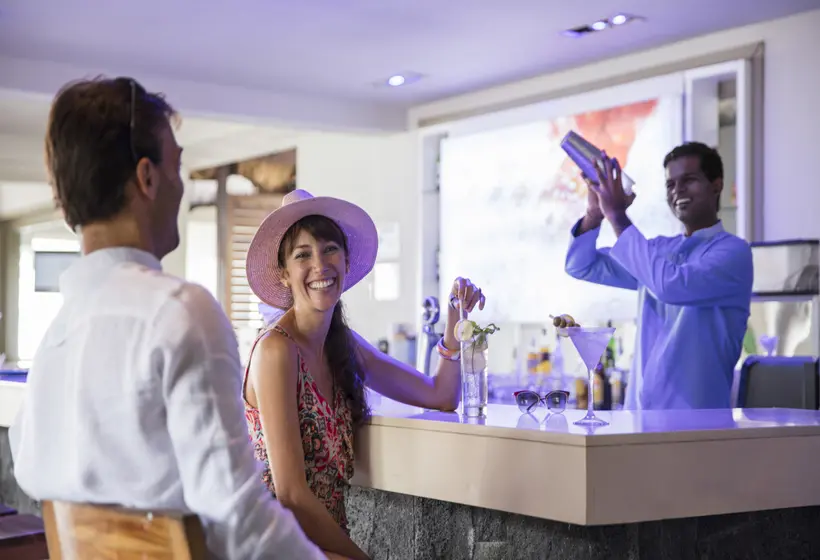 استراحتگاه Solana Beach Mauritius Adults Only