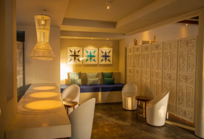 استراحتگاه Solana Beach Mauritius Adults Only