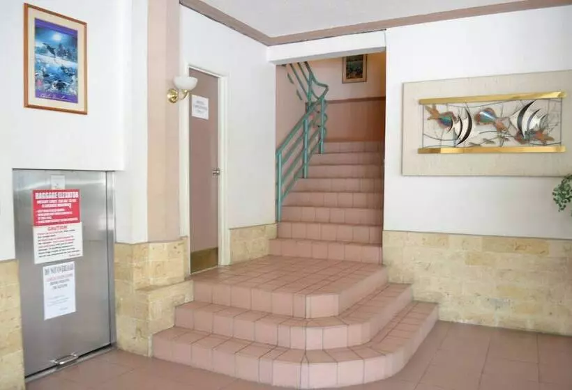 West Plaza Hotel Malakal