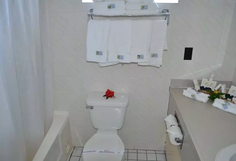 West Plaza Hotel Malakal